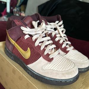 Nike Dunk High Vintage